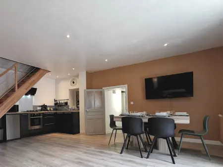 Gîte cosy avec jeux et terrasse à Auzon, Gite 4 personnes à Auzon - Photo 3