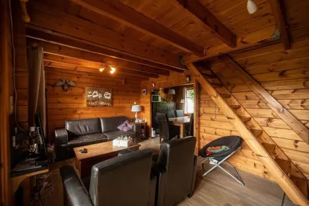 Camping Petite Suisse 6, Chalet de charme en bord de forêt - Photo 15
