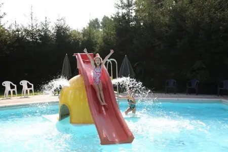 Camping Petite Suisse 6, Chalet de charme en bord de forêt - Photo 23