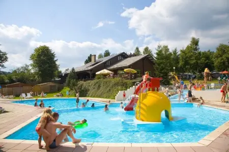 Camping Petite Suisse 6, Chalet de charme en bord de forêt - Photo 24