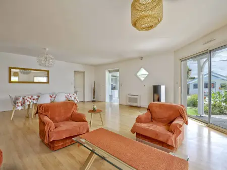Villa de 130 m² avec piscine chauffée, proche Dune du Pilat et plages, idéale en famille - Photo 1