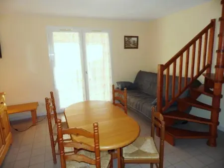 Villa 4-6 couchages avec piscine, tennis et parking privé, proche plage – Marseillan - Photo 2