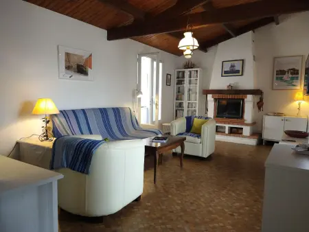 Maison 3 pièces avec véranda et jardin, à 300m de la plage - La Guérinière - Photo 3