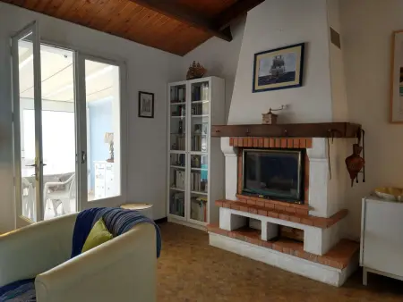 Maison 3 pièces avec véranda et jardin, à 300m de la plage - La Guérinière - Photo 6