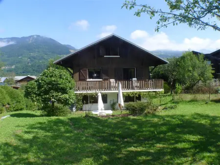 Chalet Savoyard à Morillon, 200m des pistes, 8-9 pers, confortable et bien équipé - Photo 11