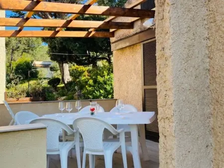 Charmante Maison à 50m de la Plage avec Terrasse - 5 Couchages à Lumio - Photo 14