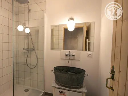 Gîte cocon avec spa et sauna à Saint-Germain-Lespinasse - Photo 26