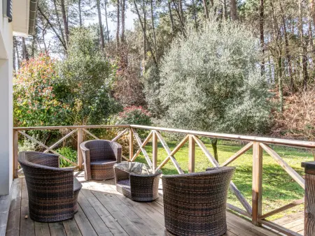 Villa avec piscine privée, jardin clôturé et WIFI à Biscarrosse - Idéale pour 6 personnes - Photo 1