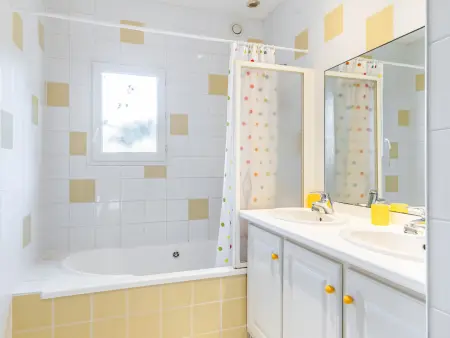 Villa avec piscine privée, jardin clôturé et WIFI à Biscarrosse - Idéale pour 6 personnes - Photo 10