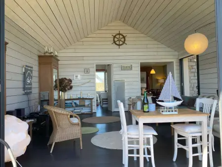 Maison 6 pers, jardin, terrasse, parking, plage proche - Photo 4