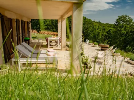 Villa Calloras, Beau studio avec grande terrasse et vue - Photo 4