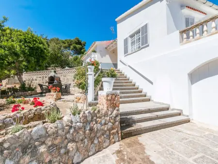 Villa Los Brezos: Charmante Maison de Vacances à 200 m de la Plage avec Jardins et Terrasses - Photo 7