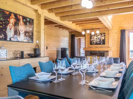 Luxe et détente : Lodge avec SPA privatif et accès piscine, golf, et aire de jeux. - Photo 4