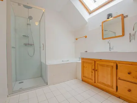 Maison familiale spacieuse proche de Troyes, animaux admis, parking sécurisé - Photo 13