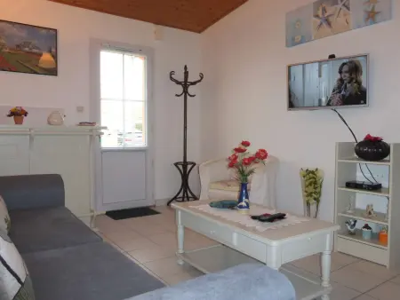 Maison plain-pied avec jardin clos, 6 personnes, proche plage et centre, parking, 3 chambres - Photo 2