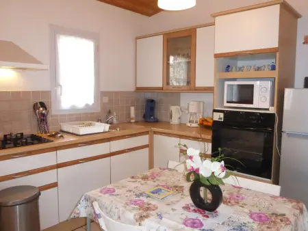 Maison plain-pied avec jardin clos, 6 personnes, proche plage et centre, parking, 3 chambres - Photo 6