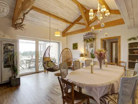 Gîte éco-responsable avec bassin naturel et vue panoramique - Photo 5