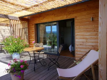 Gîte éco-responsable avec bassin naturel et vue panoramique - Photo 14
