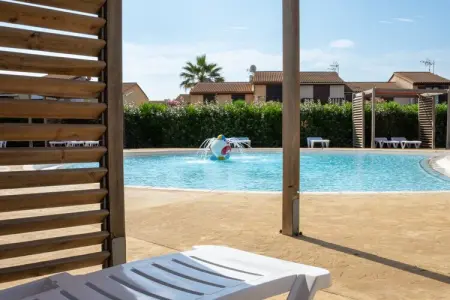 Domaine Les Tamaris et Les Portes du Soleil Portiragnes // Maison confort  2 chambres 6 pers, Maison de plage confortable aux Tamaris - Photo 6