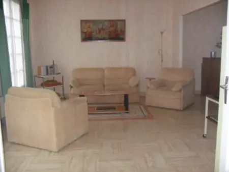 Maison de plain-pied avec jardin clos, proche de la plage et des commerces - Photo 2