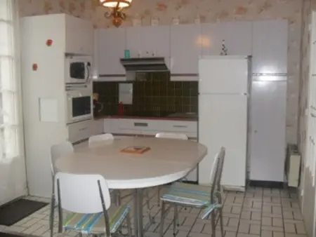 Maison de plain-pied avec jardin clos, proche de la plage et des commerces - Photo 8