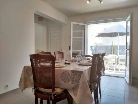 Maison rénovée près de la plage avec jardin clos, 300m de la mer, La Guérinière - Photo 3