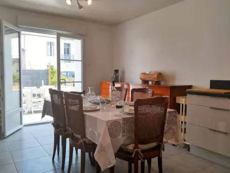 Maison rénovée près de la plage avec jardin clos, 300m de la mer, La Guérinière - Photo 4
