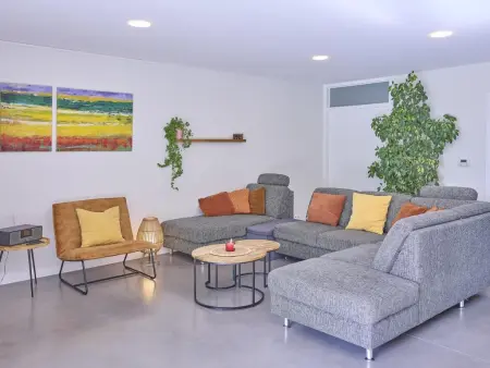Maison Oscar, Maison confortable avec grand jardin - Photo 1