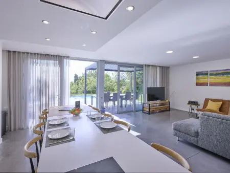 Maison Oscar, Maison confortable avec grand jardin - Photo 17