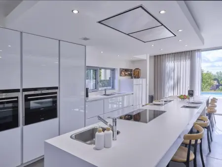 Maison Oscar, Maison confortable avec grand jardin - Photo 29