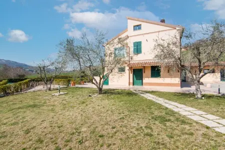 La Collina, Belle maison de vacances à Montedinove avec piscine partagée - Photo 9