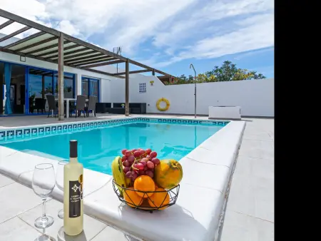 Villa Valentina avec Piscine Privée à Playa Blanca, à 500m de la Plage - Photo 24