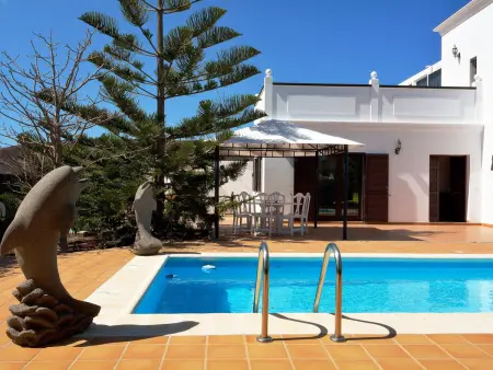 Villa Timanfaya: Maison Jumelée avec Piscine Privée à Yaiza, Proche du Parc National et de Playa Blanca - Photo 1