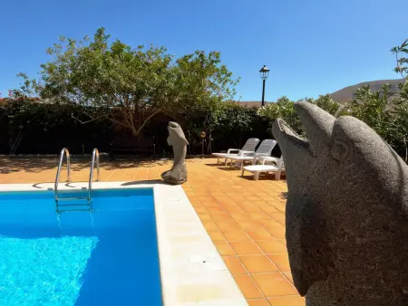 Villa Timanfaya: Maison Jumelée avec Piscine Privée à Yaiza, Proche du Parc National et de Playa Blanca - Photo 5