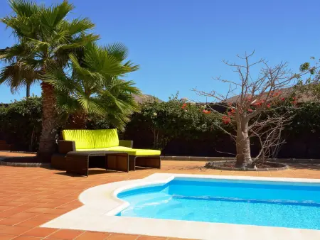 Villa Timanfaya: Maison Jumelée avec Piscine Privée à Yaiza, Proche du Parc National et de Playa Blanca - Photo 9