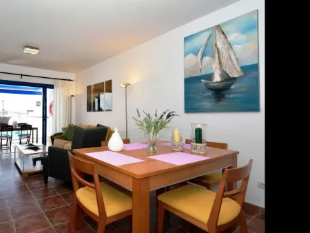 Villa à Playa Blanca : piscine privée, 3 salles de bain, clim, BBQ, proche plages et commodités - Photo 4