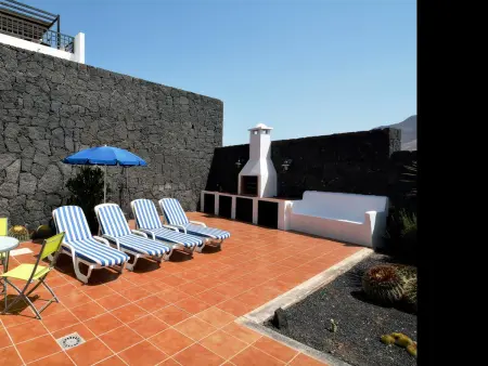 Villa à Playa Blanca : piscine privée, 3 salles de bain, clim, BBQ, proche plages et commodités - Photo 22