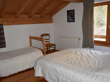 Chalet spacieux près de la forêt avec parking privé - Photo 11