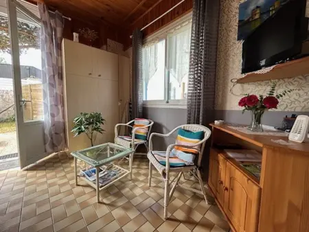 Maison calme proche plage avec parking, Maison 3 personnes à Royan - Photo 11