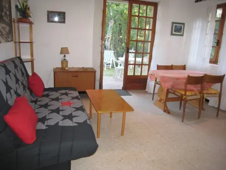 Charmant T3 avec Terrasse et Jardin, Quartier Super Cavalaire, Parking Inclus - Photo 2