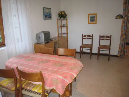 Charmant T3 avec Terrasse et Jardin, Quartier Super Cavalaire, Parking Inclus - Photo 5