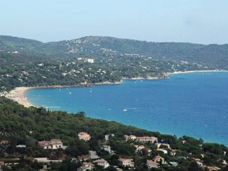 Charmant T3 avec Terrasse et Jardin, Quartier Super Cavalaire, Parking Inclus - Photo 13