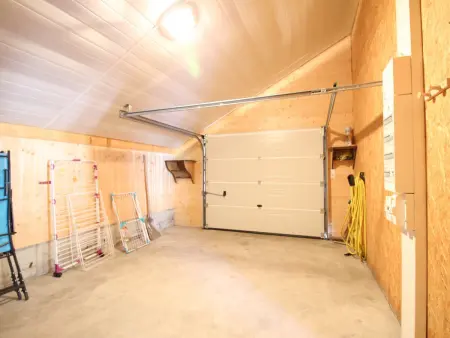 Le Mont-Dore : Chalet 4 chambres avec garage et terrasse - Photo 13