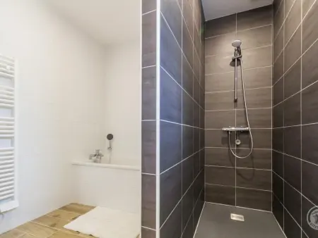 Maison à Pontorson avec WiFi, parking, proche Mont St-Michel - Photo 11