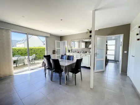 Maison 3 chambres à 100m de la plage avec grande terrasse, jardin clos et parking - Jullouville - Photo 4