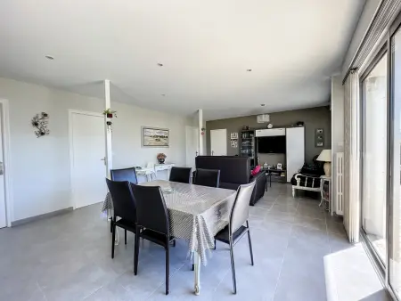 Maison 3 chambres à 100m de la plage avec grande terrasse, jardin clos et parking - Jullouville - Photo 5