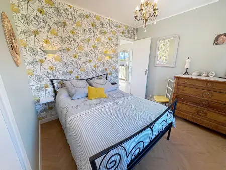 Maison 3 chambres à 100m de la plage avec grande terrasse, jardin clos et parking - Jullouville - Photo 9