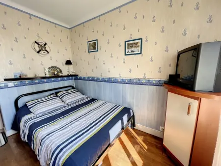 Maison 3 chambres à 100m de la plage avec grande terrasse, jardin clos et parking - Jullouville - Photo 14