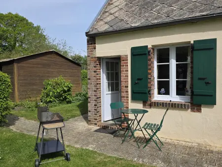 Maison Nature avec Salle de Jeux, Jardin Clos, et Wi-Fi à Dampierre-sous-Brou - Photo 5