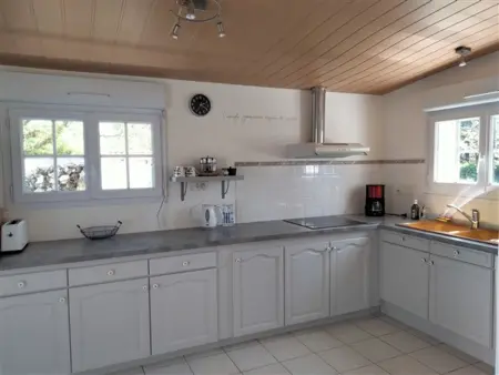 Maison familiale avec jardin, parking privé et wifi aux Sables-d'Olonne - Photo 6